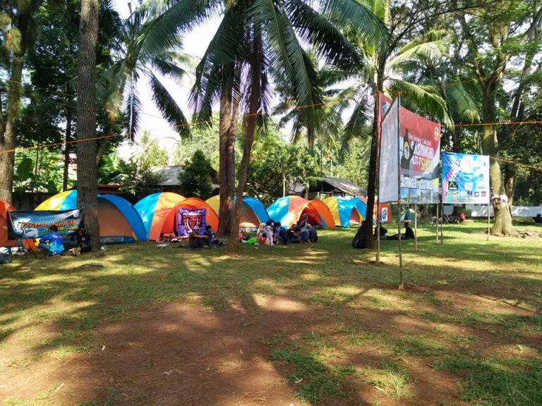 Camping di Taman Wisata Situ Gintung