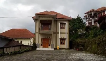 Villa Kebun Pakis Pacet Jawa Timur
