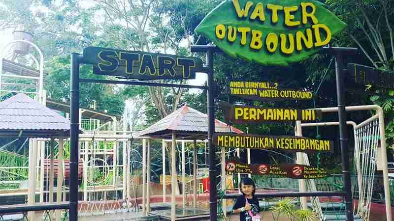 Harga Tiket Masuk Taman Bunga Nusantara