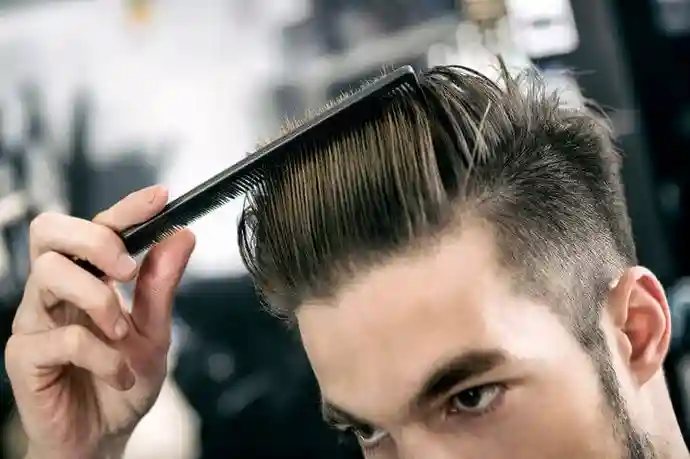 Cara Styling Rambut Menggunakan Pomade Gatsby