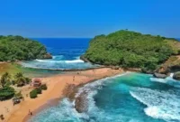 Harga Tiket Masuk Pantai Batu Bengkung