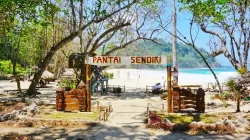 Harga Tiket Masuk Pantai Sendiki