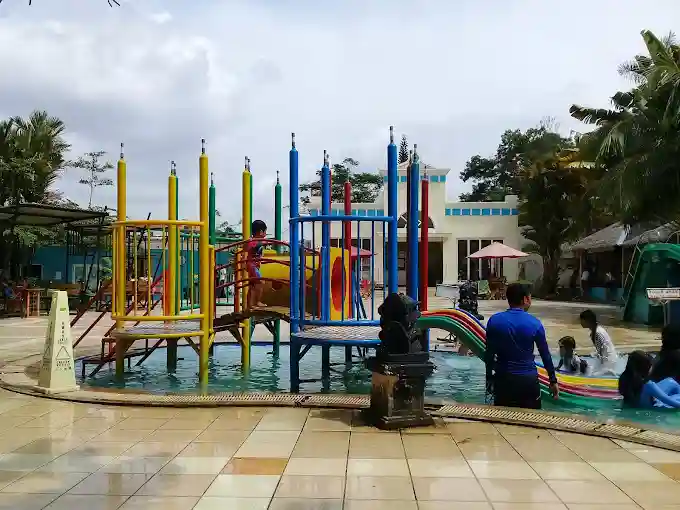 Water Playground untuk Anak-anak