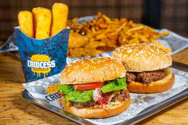Harga Menu Lawless Burgerbar Terbaru Juli 2023