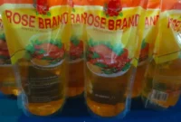 Harga Minyak Goreng Rose Brand di Pasaran