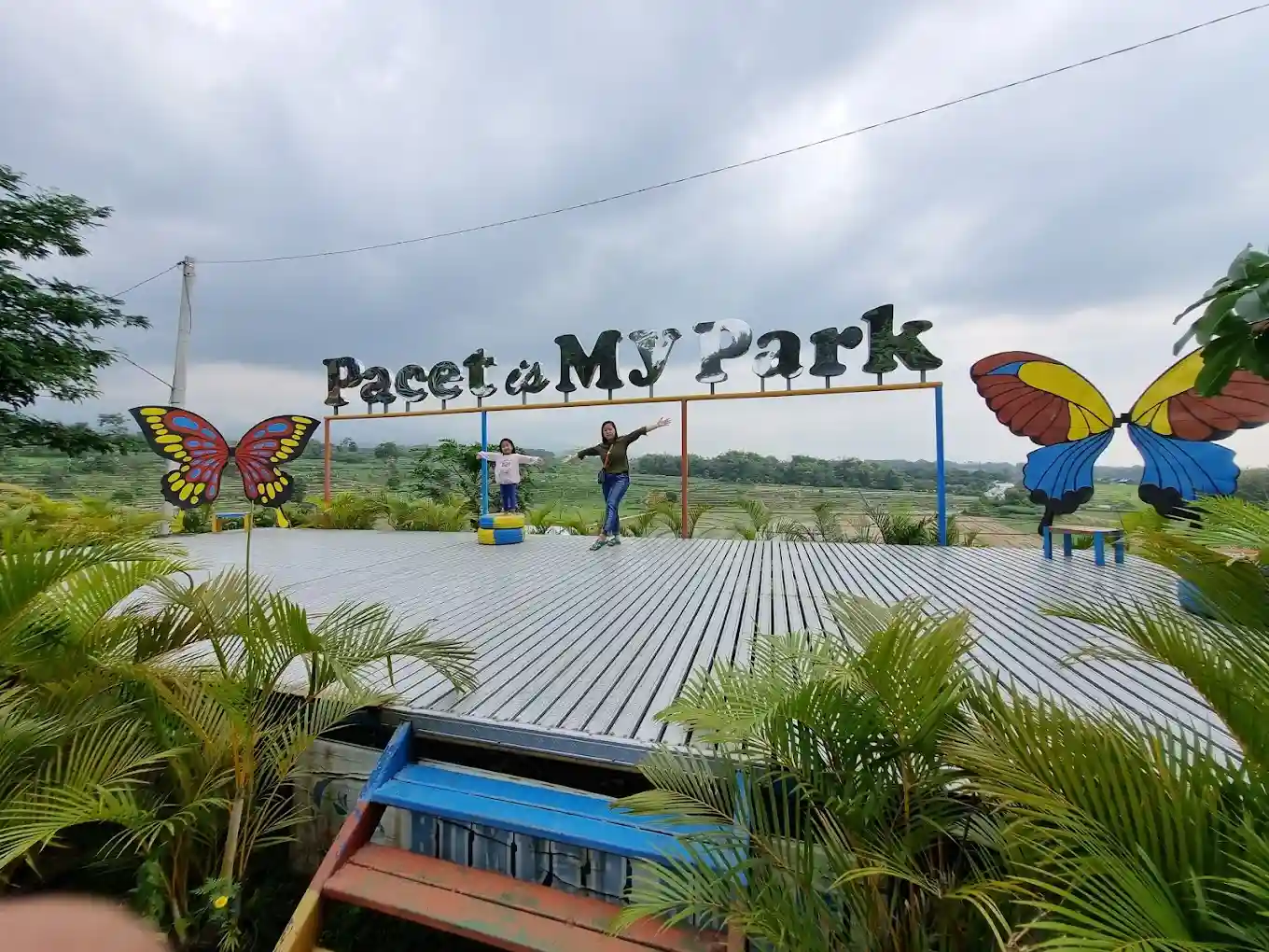 Harga Tiket Masuk Pacet Mini Park